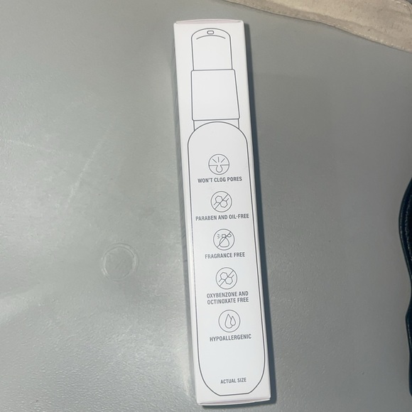 Cetaphil Daily Facial Moisturizer with Sunscreen - SPF 35 - Picture 5 of 8